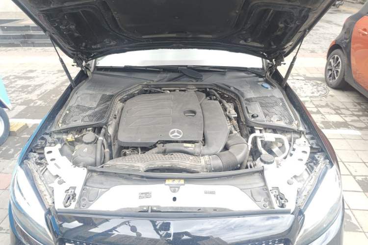 Used Mercedes-Benz C-Class 2019 C 260 L Sport Edition Engine Bay