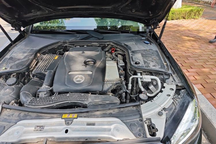 Used Mercedes-Benz C-Class 2019 C 180 L Fashion Edition Sport Version Engine Bay Left