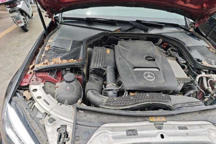Used Mercedes-Benz C-Class 2019 C 180 L Fashion Edition Sport Version Engine Bay Right