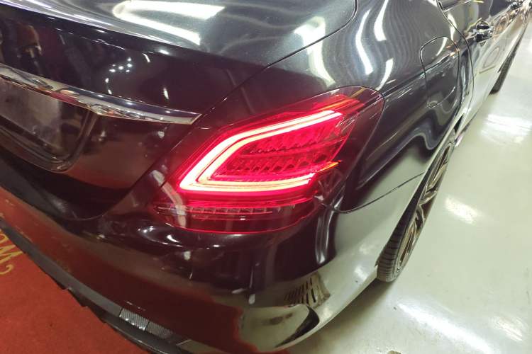 Used Mercedes-Benz C-Class 2019 C 260 Sport Edition Exterior 3