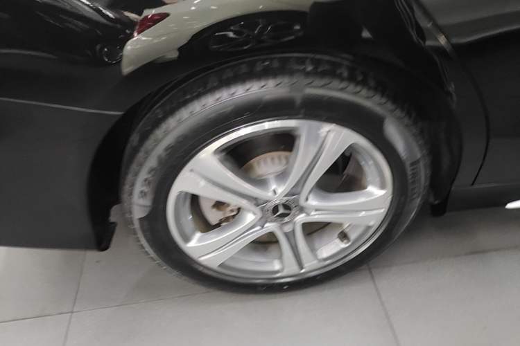 Used Mercedes-Benz C-Class 2019 Restyled C 260 L Sport Edition Exterior 5