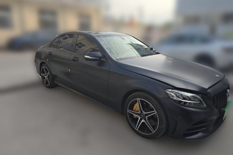 Used Mercedes-Benz C-Class 2019 Restyled C 260 L Sport Edition Front Right 45 Deg