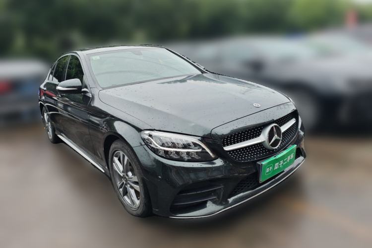 Used Mercedes-Benz C-Class 2019 C 180 L Fashion Edition Sport Version Front Right 45 Deg