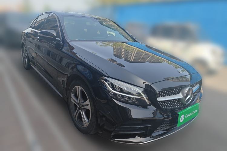 Used Mercedes-Benz C-Class 2019 C 180 L Fashion Edition Sport Version Front Right 45 Deg