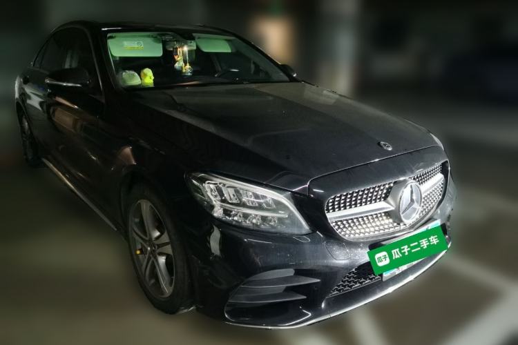 Used Mercedes-Benz C-Class 2019 Restyled C 260 L Sport Edition Front Right 45 Deg