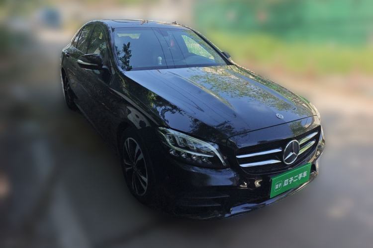 Used Mercedes-Benz C-Class 2019 C 260 Sport Edition Front Right 45 Deg
