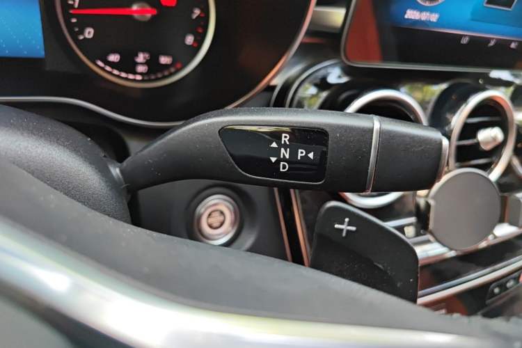 Used Mercedes-Benz C-Class 2019 C 180 L Fashion Edition Sport Version Gear Lever