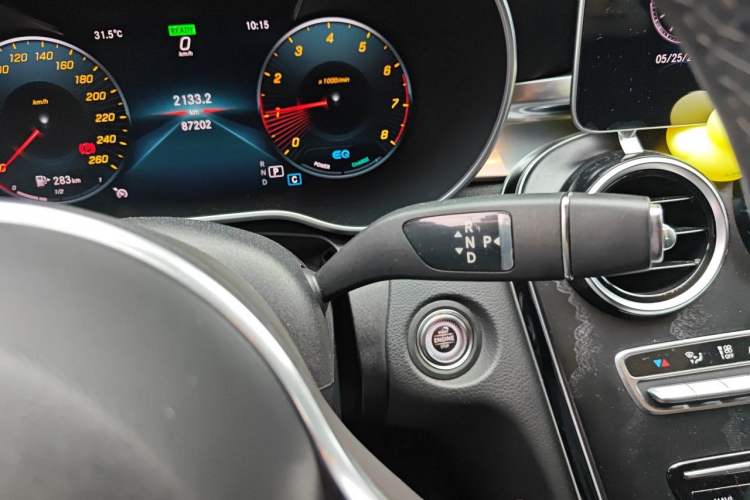 Used Mercedes-Benz C-Class 2019 Restyled C 260 L Sport Edition Gear Lever