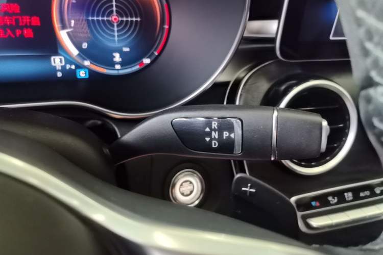 Used Mercedes-Benz C-Class 2019 Restyled C 260 L Sport Edition Gear Lever