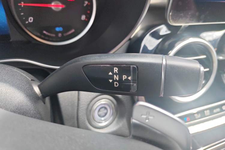 Used Mercedes-Benz C-Class 2019 C 260 Sport Edition Gear Lever