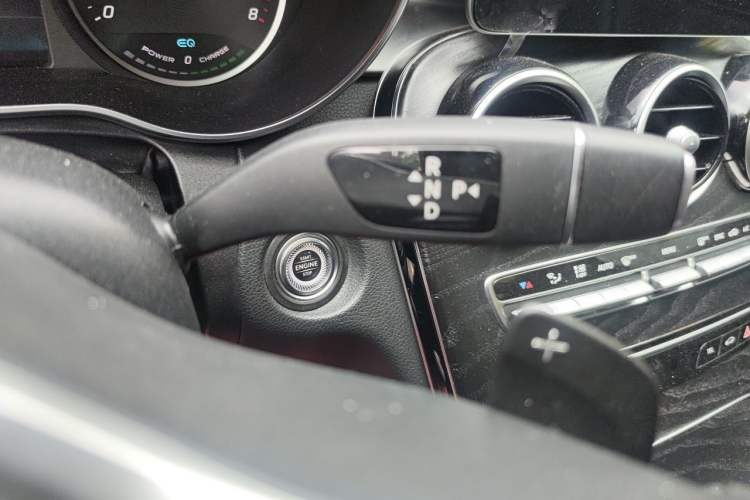 Used Mercedes-Benz C-Class 2019 C 260 L Sport Edition Gear Lever