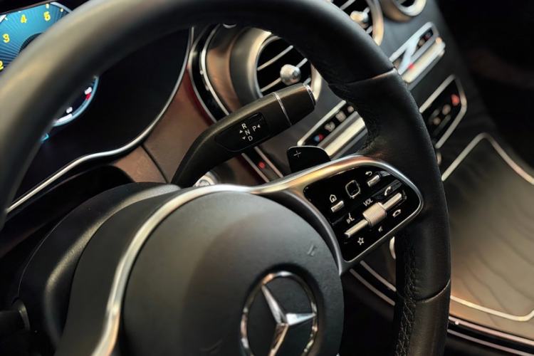 Used Mercedes-Benz C-Class 2019 C 300 station wagon Gear Lever