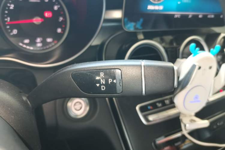 Used Mercedes-Benz C-Class 2019 C 180 L Fashion Edition Sport Version Gear Lever