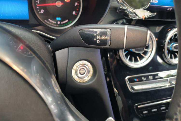 Used Mercedes-Benz C-Class 2019 C 260 Sport Edition Gear Lever