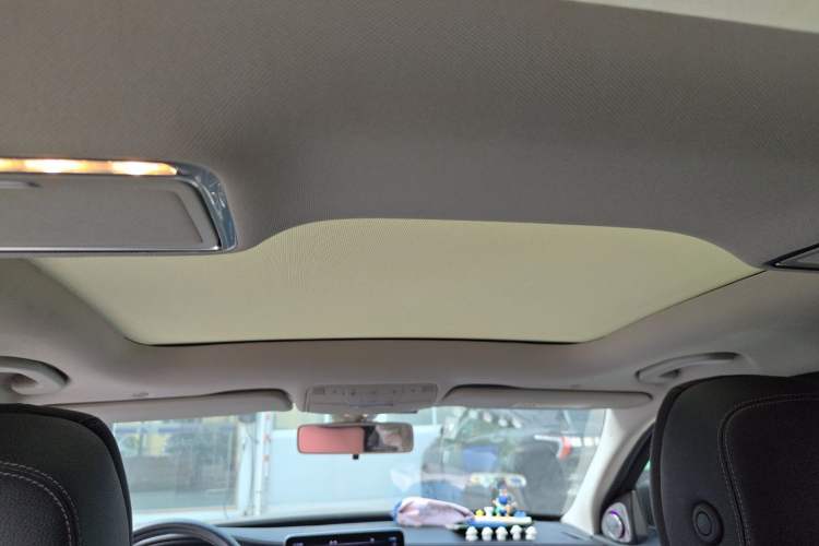 Used Mercedes-Benz C-Class 2019 Restyled C 260 L Sport Edition Headliner
