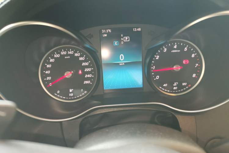 Used Mercedes-Benz C-Class 2019 C 180 L Fashion Edition Sport Version Instrument Cluster