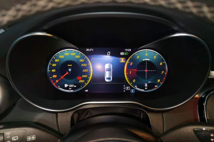 Used Mercedes-Benz C-Class 2019 C 300 station wagon Instrument Cluster