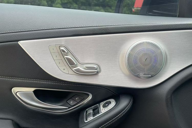 Used Mercedes-Benz C-Class 2019 C 260 Coupe Interior 3