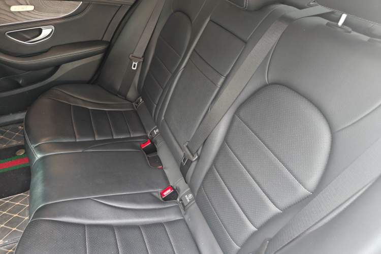 Used Mercedes-Benz C-Class 2019 C 180 L Fashion Edition Sport Version Left Rear Seat