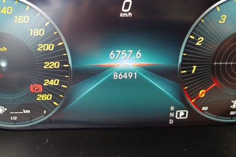 Used Mercedes-Benz C-Class 2019 C 260 Coupe Odometer Close Up