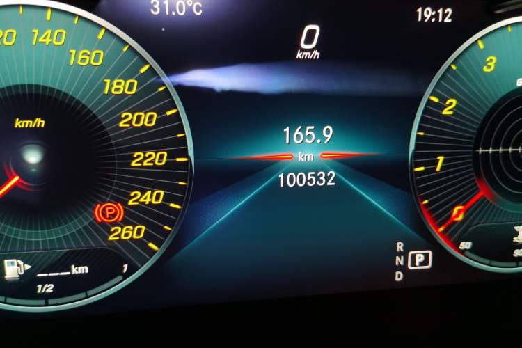 Used Mercedes-Benz C-Class 2019 C 300 station wagon Odometer Close Up