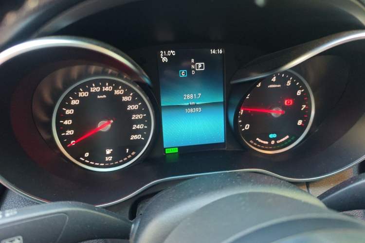 Used Mercedes-Benz C-Class 2019 C 260 Sport Edition Odometer Close Up