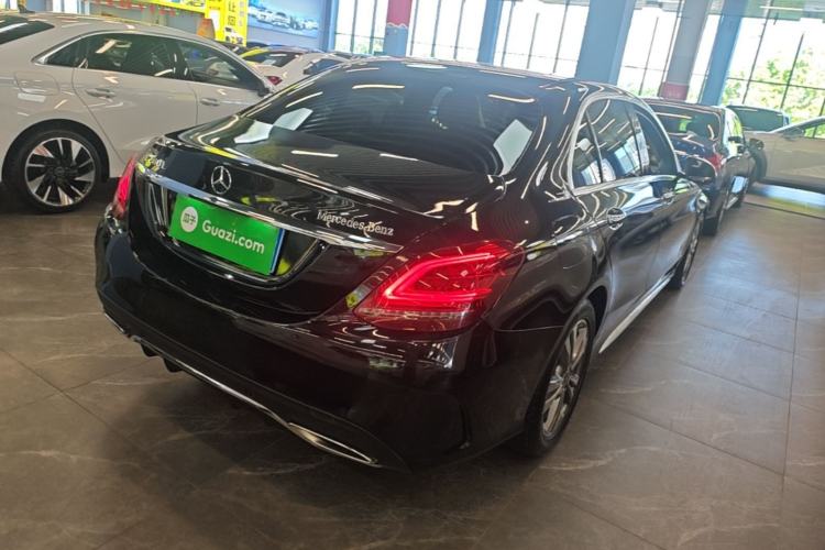 Used Mercedes-Benz C-Class 2019 C 180 L Fashion Edition Sport Version Rear Right 45 Deg