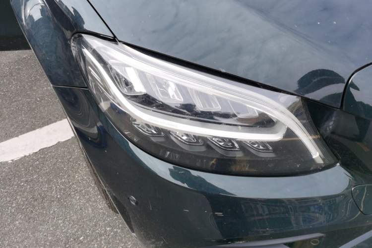 Used Mercedes-Benz C-Class 2019 Restyled C 260 L Sport Edition Right Front Headlight