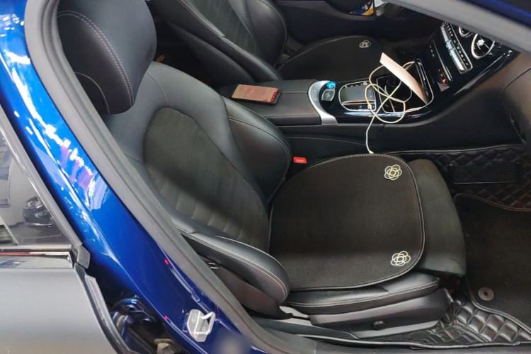Used Mercedes-Benz C-Class 2019 C 260 Sport Edition Right Front Seat