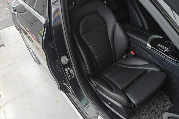 Used Mercedes-Benz C-Class 2019 Restyled C 260 L Sport Edition Right Front Seat
