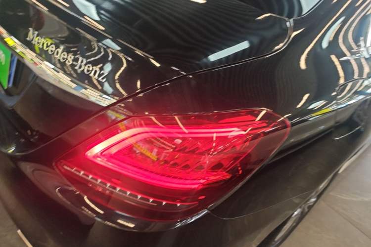 Used Mercedes-Benz C-Class 2019 C 180 L Fashion Edition Sport Version Right Rear Taillight