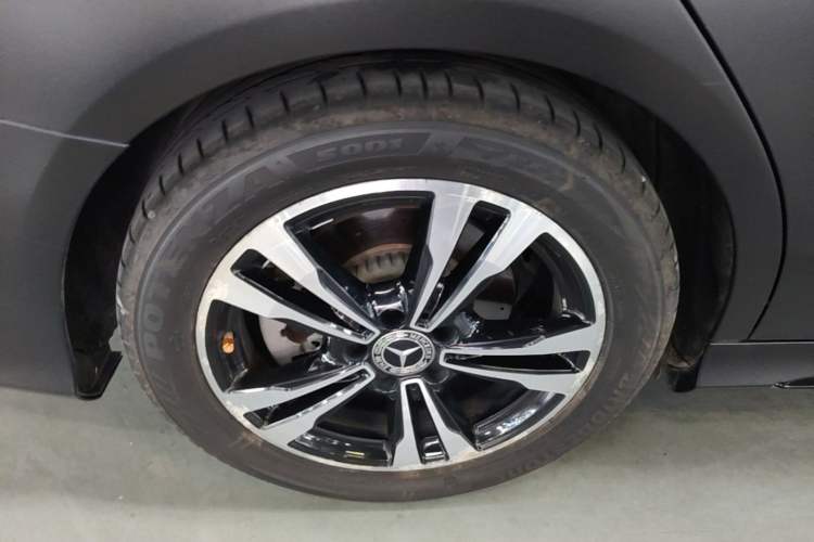Used Mercedes-Benz C-Class 2019 C 260 Sport Edition Right Rear Wheel Hub