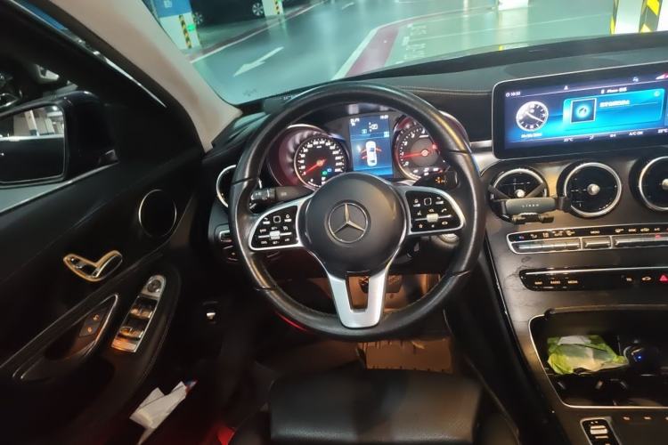 Used Mercedes-Benz C-Class 2019 C 180 L Fashion Edition Sport Version Steering Wheel