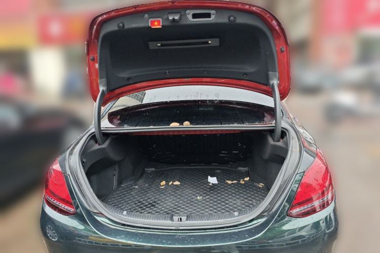 Used Mercedes-Benz C-Class 2019 C 180 L Fashion Edition Sport Version Trunk