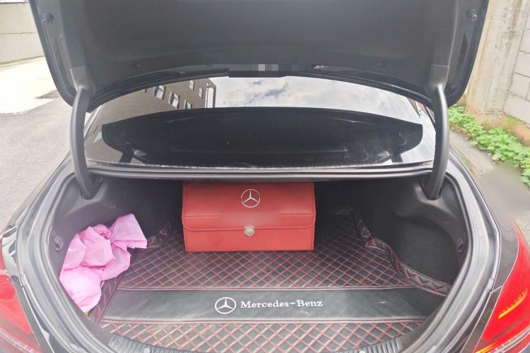 Used Mercedes-Benz C-Class 2019 C 260 Sport Edition Trunk
