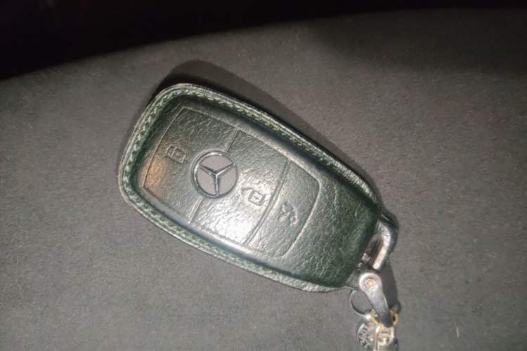 Used Mercedes-Benz C-Class 2019 C 260 Sport Edition Vehicle Key
