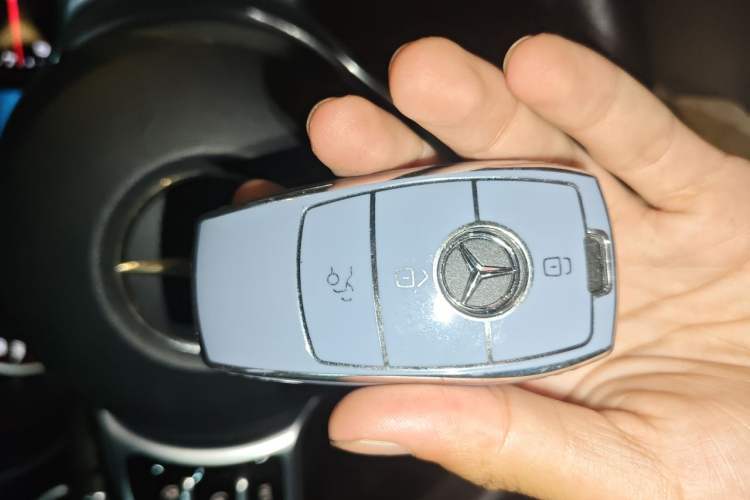 Used Mercedes-Benz C-Class 2019 C 180 L Fashion Edition Sport Version Vehicle Key
