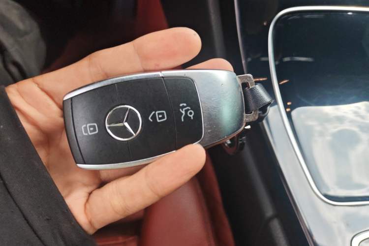Used Mercedes-Benz C-Class 2019 C 260 Sport Edition Vehicle Key