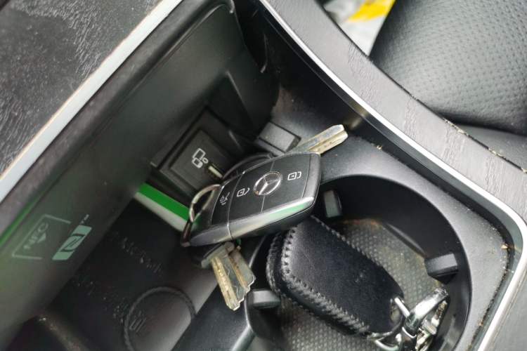 Used Mercedes-Benz C-Class 2019 Restyled C 260 L Sport Edition Vehicle Key