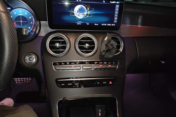 Used Mercedes-Benz C-Class 2019 C 260 Coupe Audio And AC Panel