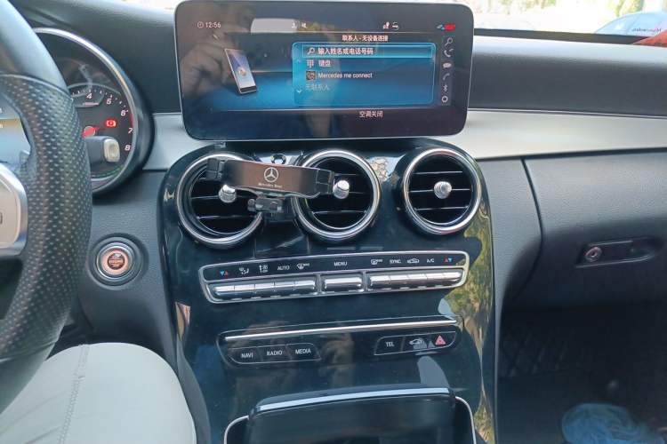 Used Mercedes-Benz C-Class 2019 C 260 Sport Edition Audio And AC Panel