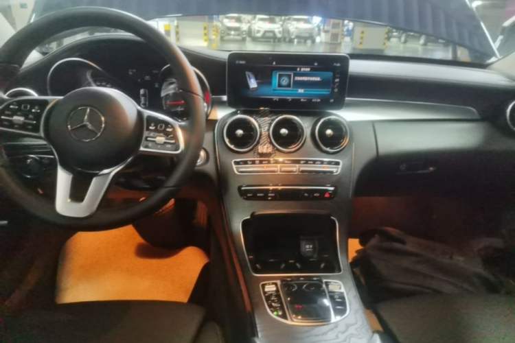 Used Mercedes-Benz C-Class 2019 C 180 L Fashion Edition Sport Version Audio And AC Panel