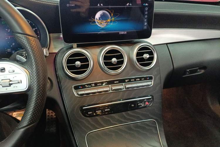 Used Mercedes-Benz C-Class 2019 C 260 Coupe Audio And AC Panel