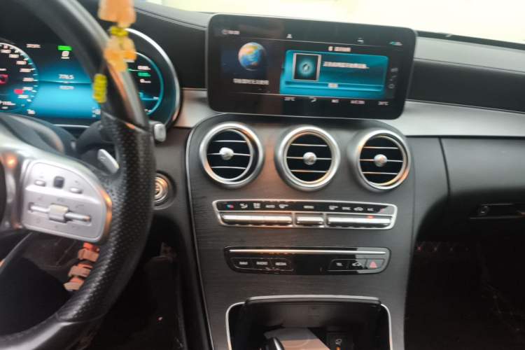 Used Mercedes-Benz C-Class 2019 C 260 Coupe Audio And AC Panel