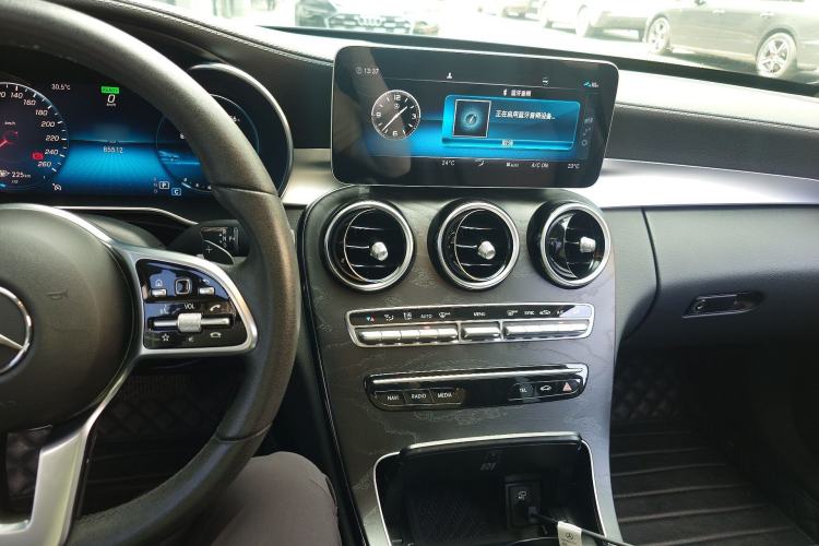 Used Mercedes-Benz C-Class 2019 Restyled C 260 L Sport Edition Audio And AC Panel