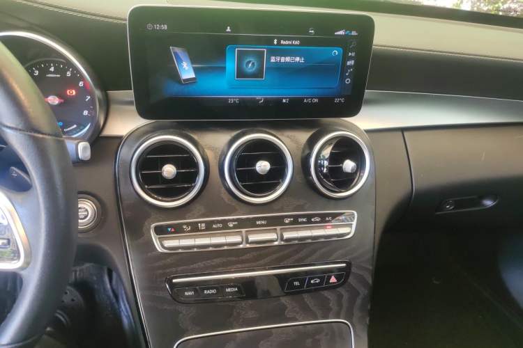 Used Mercedes-Benz C-Class 2019 C 260 L Sport Edition Audio And AC Panel