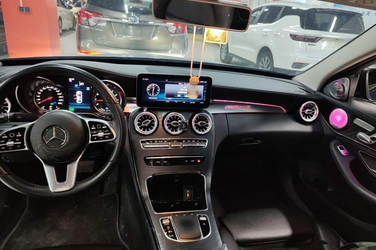 Used Mercedes-Benz C-Class 2019 C 260 L Sport Edition Audio And AC Panel