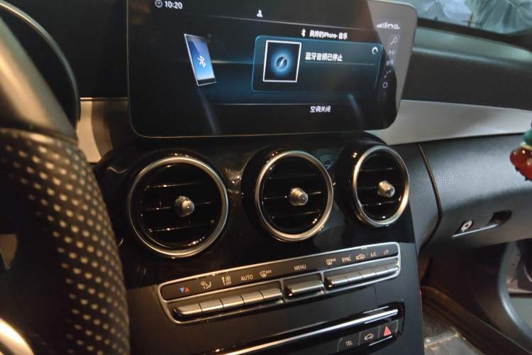 Used Mercedes-Benz C-Class 2019 C 260 Sport Edition Audio And AC Panel