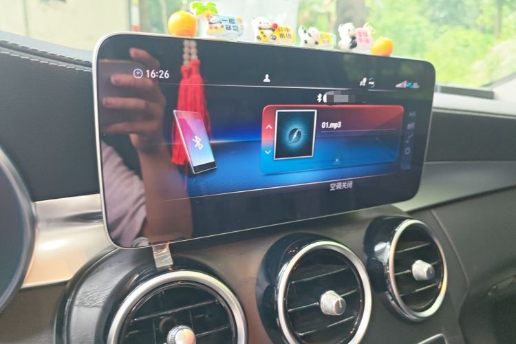 Used Mercedes-Benz C-Class 2019 Restyled C 260 L Sport Edition Audio And AC Panel