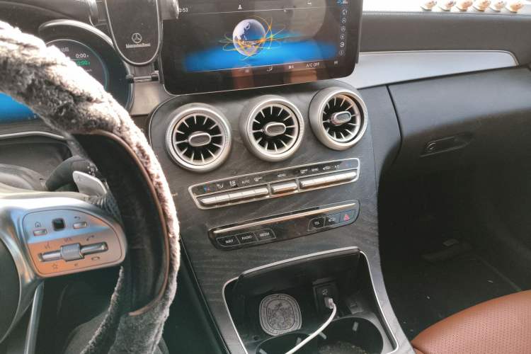 Used Mercedes-Benz C-Class 2019 C 260 Coupe Audio And AC Panel